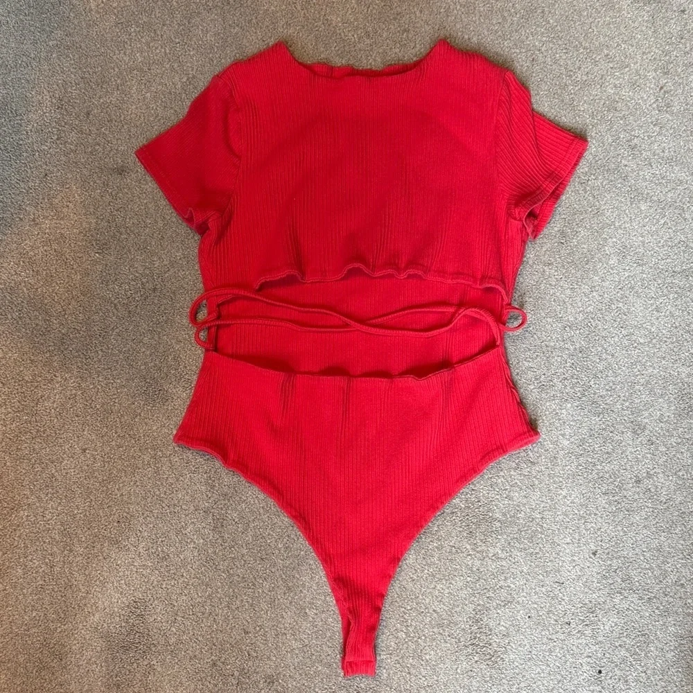 Princess Polly Hot Red Short Sleeve Cut Out Bodysuit Size 18